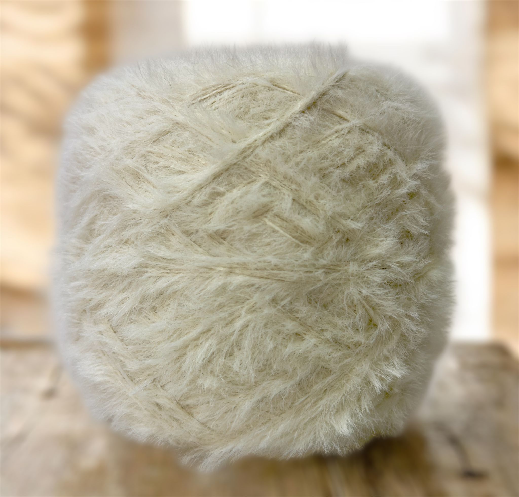 Tavşan Tüyü ip El Örgü ipi 200g Krem - Görsel 3